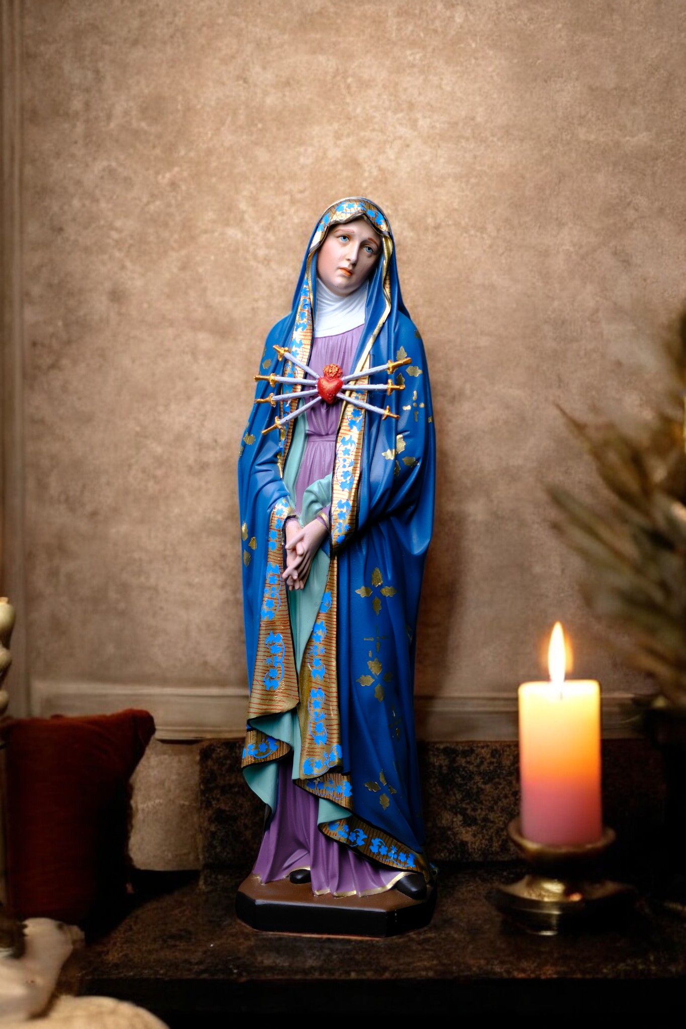 Alternative view of Tượng Đức Mẹ Sầu Bi Hoa Văn – Tượng Công Giáo Thủ Công Cao 30cm Trang Trí Góc Cầu Nguyện