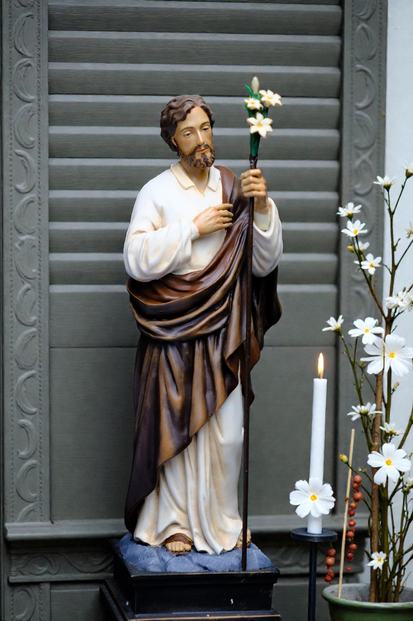 Tượng Thánh Giuse Hoa Huệ – Tượng Công Giáo Thủ Công Cao 25cm Trang Trí Góc Cầu Nguyện - Ảnh 7