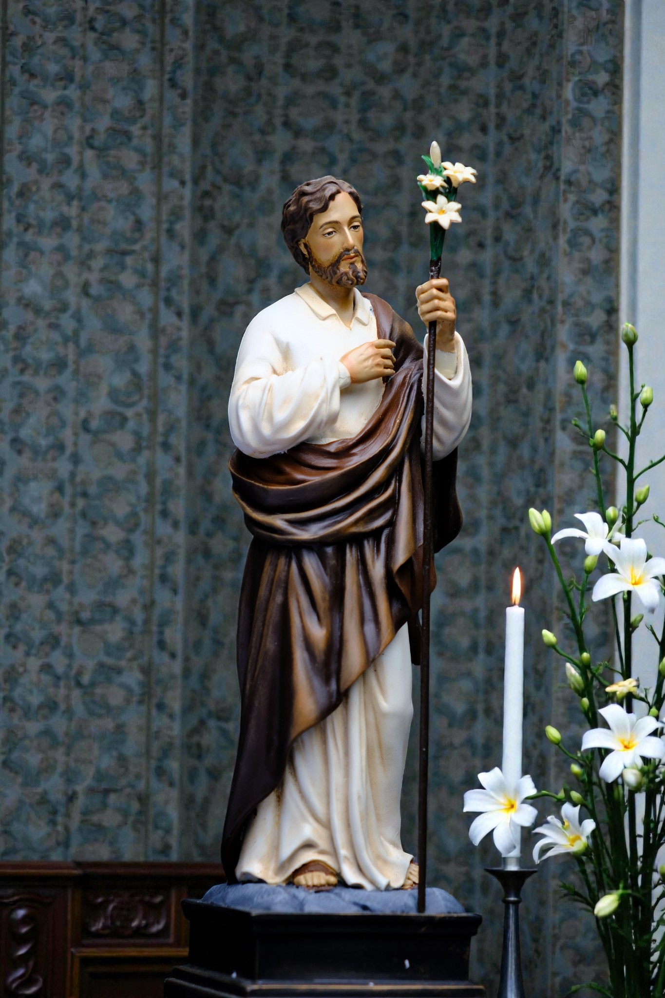 Tượng Thánh Giuse Hoa Huệ – Tượng Công Giáo Thủ Công Cao 25cm Trang Trí Góc Cầu Nguyện - Ảnh 14